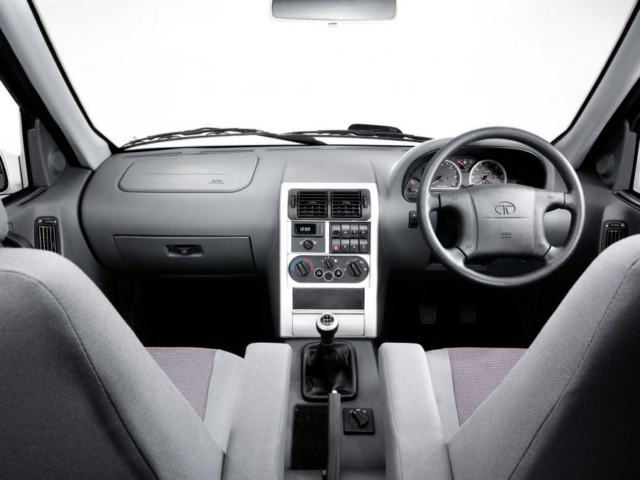  Tata Safari 1998 года  (фото 2 из 5)